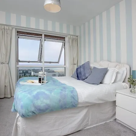 Fistral View, Pentire Apartment Newquay  Exterior photo